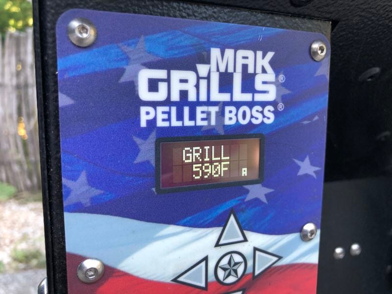 MAK 2 Star pellet boss controller reading 590F during steak cook