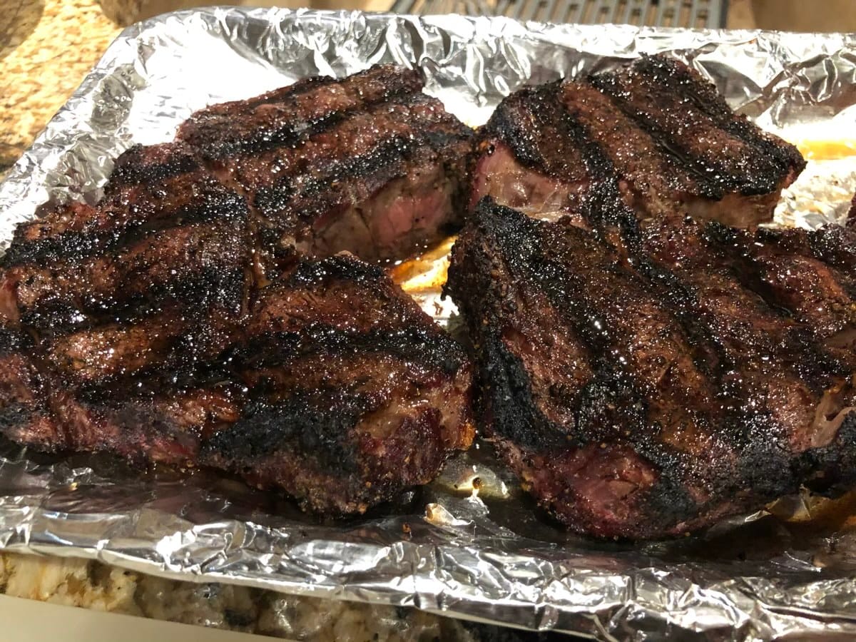 Beautiful sear marks courtesy of MAK Grills Searing Grates and a grill temperature reading 530F.