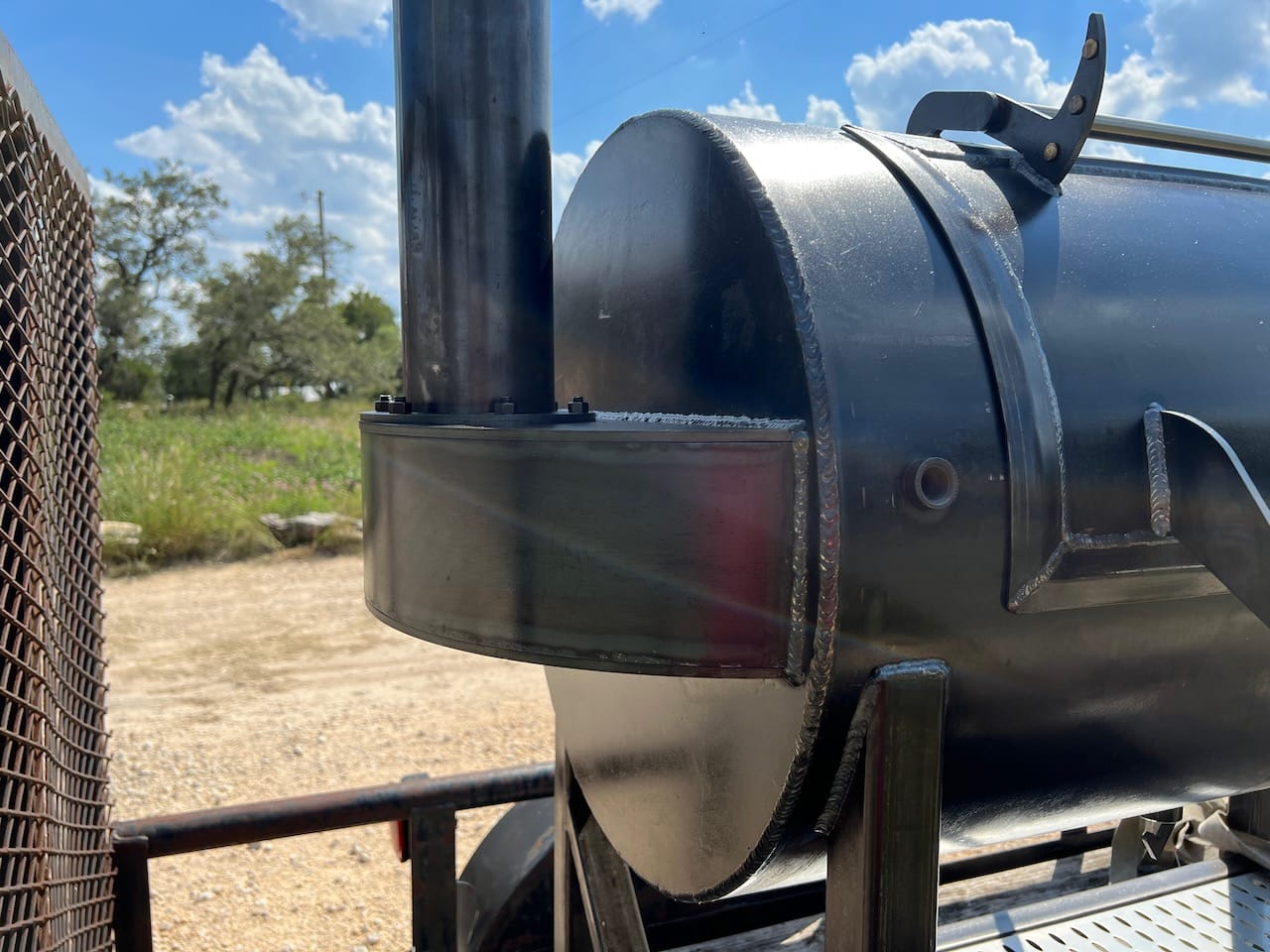 Collector box on Mill Scale 94 offset smoker.